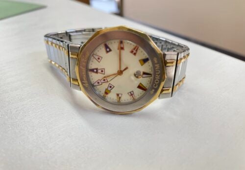 CORUM 電池交換