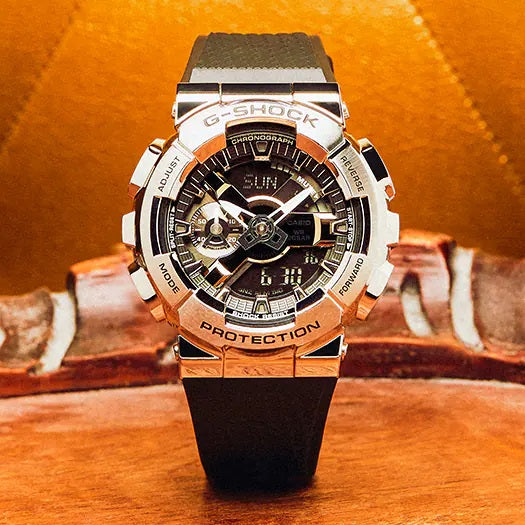 G-SHOCK 国内正規品 カシオ Gショック 腕時計 アナログ デジタル メンズ タフネス 樹脂バンド ステンレス製ベゼル Metal Covered GM-110-1AJF