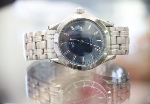 OMEGA　電池交換防水テスト