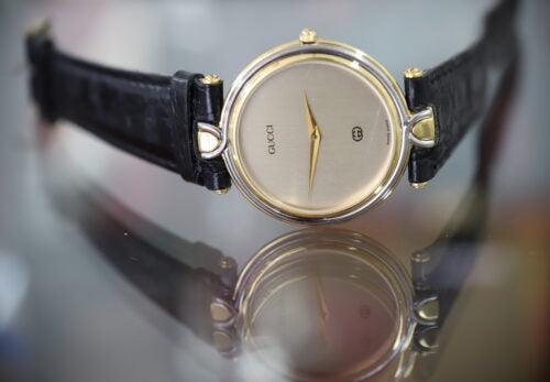 GUCCI 分解掃除とリューズ修理