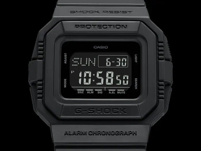 G-SHOCK 国内正規品 カシオ Gショック 腕時計 メンズ タフネス アナログ デジタル マット オールブラックモデル 樹脂バンド DW-D5500BB-1JF